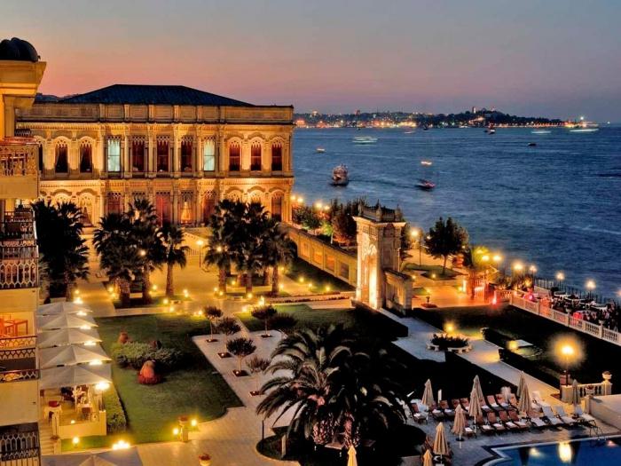 We plannen een vakantie met kinderen: hotels in Turkije met waterpark en lunapark